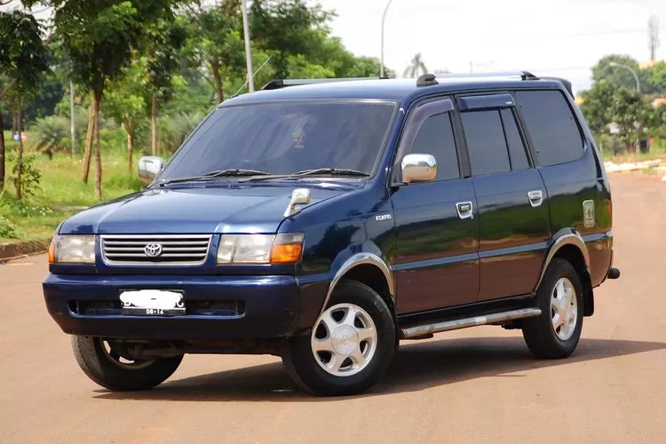 Spesifikasi Mobil Toyota Kijang 1998: Ikon MPV Indonesia dengan Inovasi Signifikan