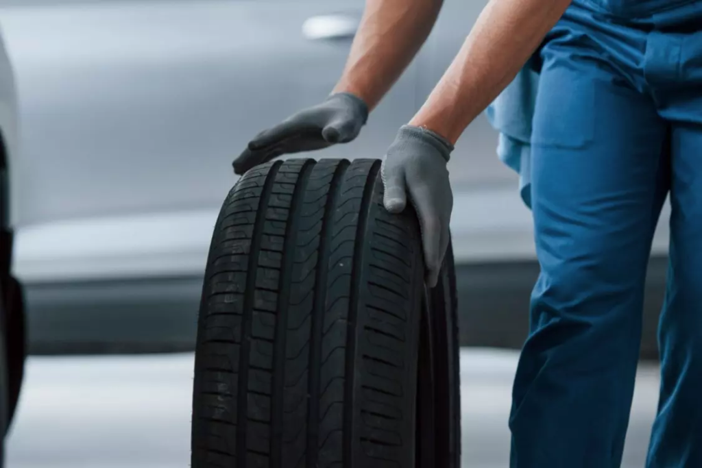 Tekanan Ban Tepat Bisa Hemat BBM 10 Persen 2026