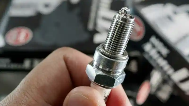 5 Cara Rawat Busi Motor Cepat Hemat Biaya Performa Maksimal