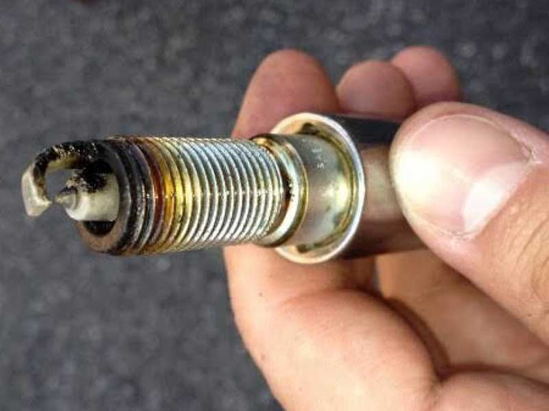 5 Cara Rawat Busi Motor Cepat Hemat Biaya Performa Maksimal